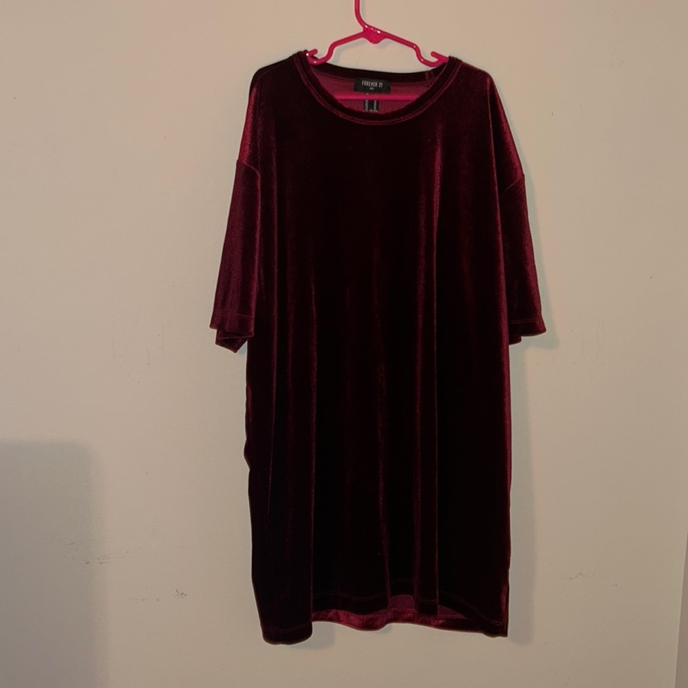Red velvet fuzzy shirt. It’s a medium from forever 21.